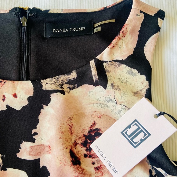 NWT Ivanka Trump floral popover dress - Picture 8 of 9